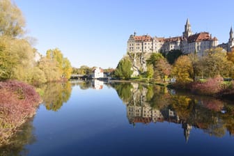 Schloss Sigmaringen an der Donau: Der Fluss wurde zeitweise durch Altöl verschmutzt.