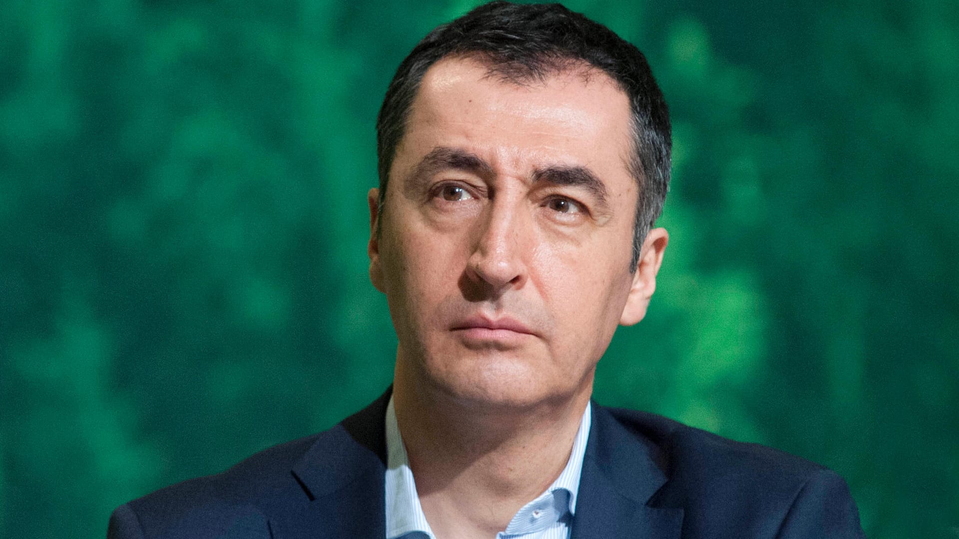 Cem Özdemir gibt der AfD Mitschuld an Taten wie dem Anschlag auf die Synagoge in Halle.