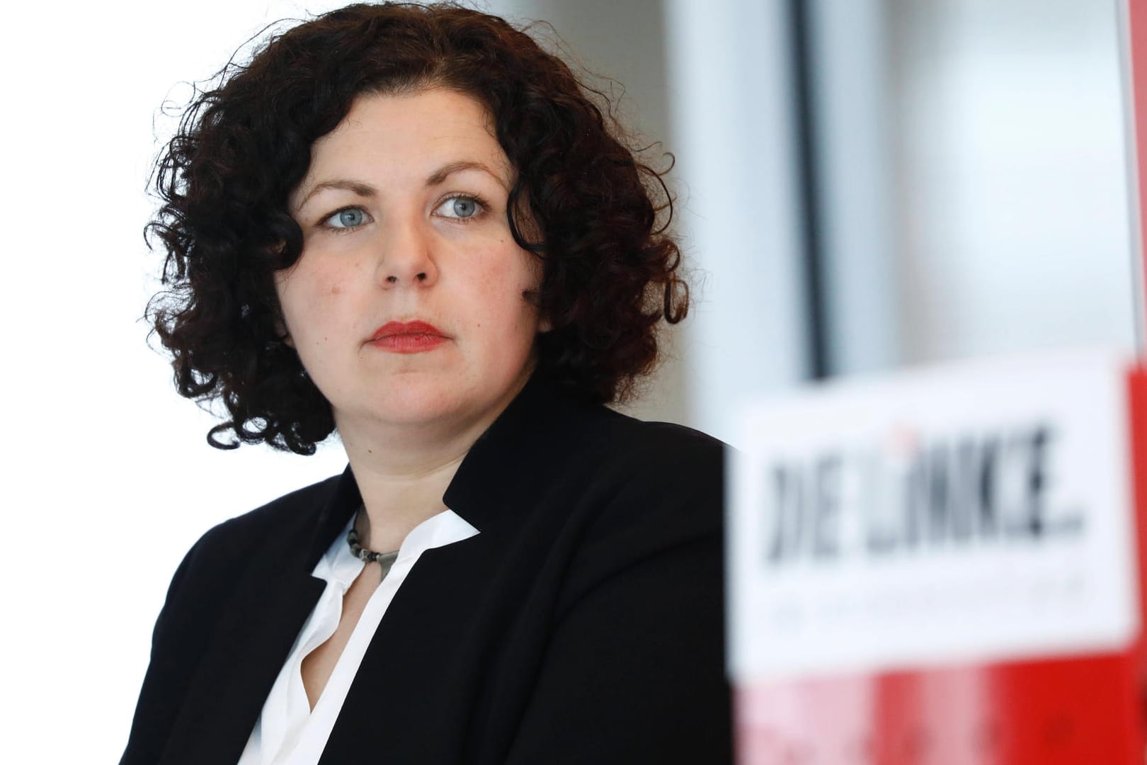 Amira Mohamed Ali, Fraktionsvorsitzende der Linken, hat ebenfalls Drohbriefe erhalten.