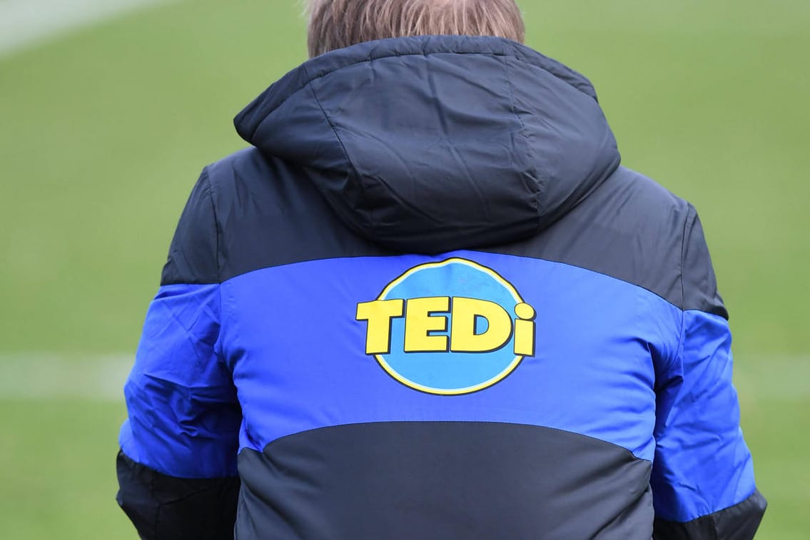 Tschüss, Tedi: Hertha BSC und der Discounter kündigen ihren Hauptsponsoren-Vertrag auf.