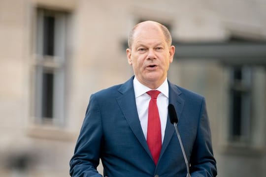 Der richtige Kanzlerkandidat müsse "Regierungserfahrung und persönliche Integrität" mit einem "klaren Blick für die Zukunft" verbinden, sagte unter anderem Fraktionsvize Achim Post.