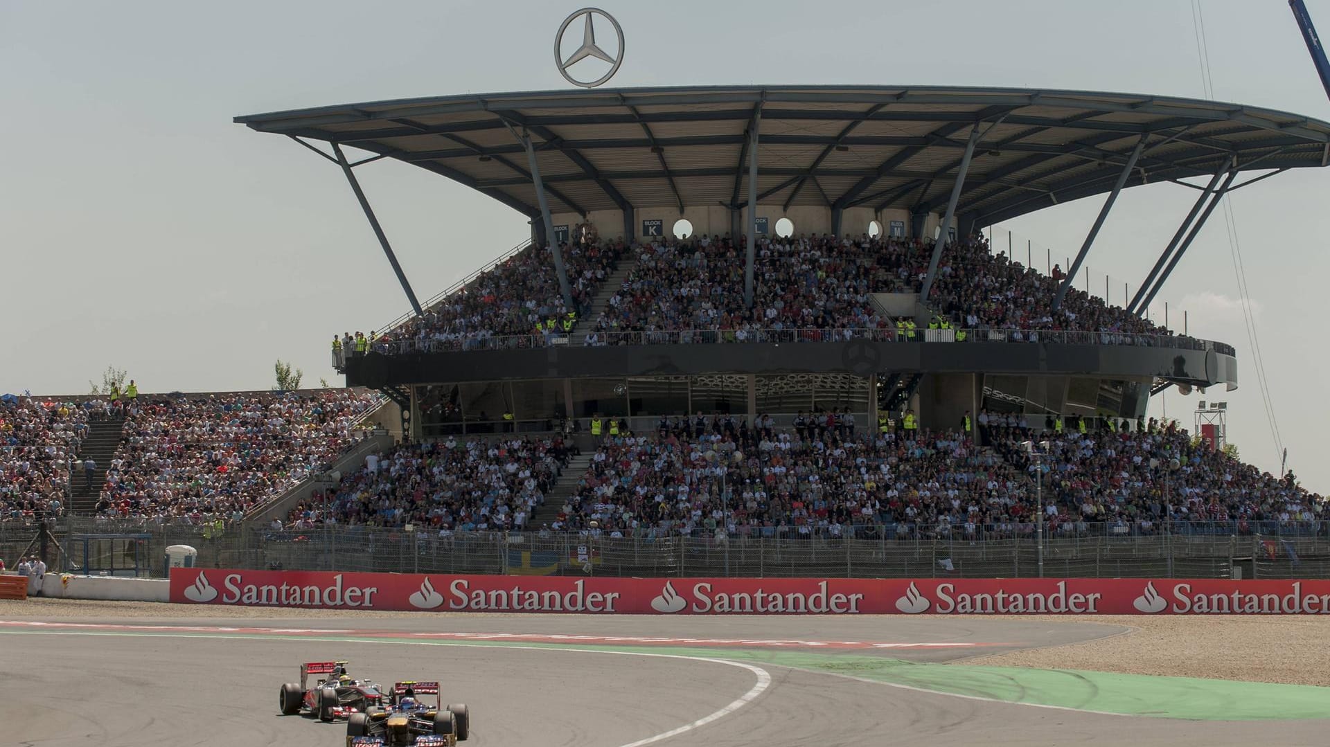 Legendäre Rennstrecke in der Eifel: Auf dem Nürburgring wurden zwischen 1984 und 2013 Formel-1-Rennen ausgetragen.