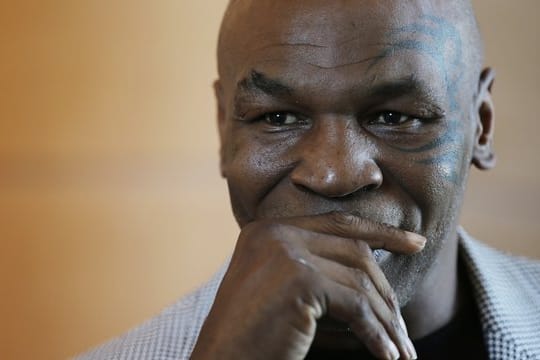 Zieht die Boxhandschuhe wieder an: Mike Tyson.