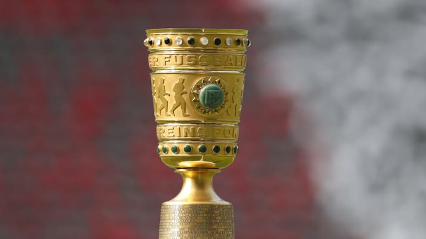 Objekt der Begierde: Der DFB-Pokal.