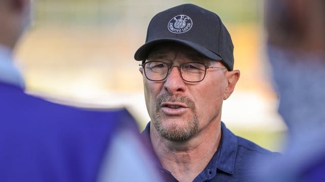 Genug gecoacht: Wolfgang Wolf beendet seine Trainerlaufbahn. Genug gecoacht: Wolfgang Wolf beendet seine Trainerlaufbahn.