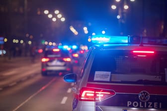 Österreichische Polizei (Symbolfoto): In Wien musste ein Raser nach über drei Dutzend Verkehrsvergehen gestoppt werden.