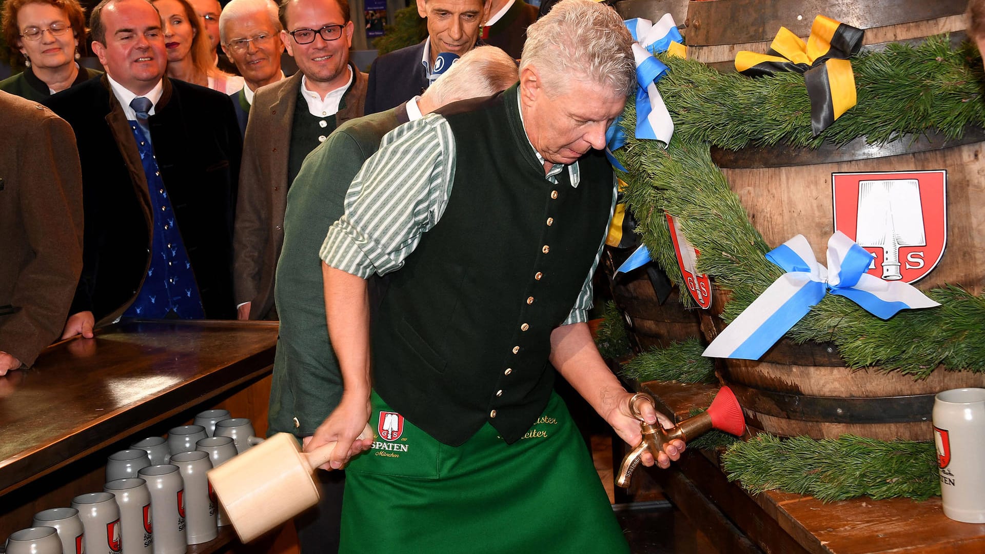 Oktoberfest 2019 in München: Oberbürgermeister Dieter Reiter beim Fassanstich.