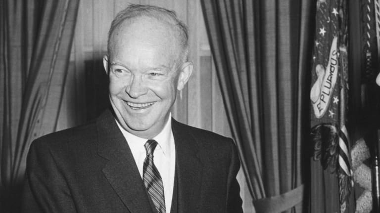 Dwight D. Eisenhower: War der 34. Präsident der USA, seine Vorfahren kamen aus dem Sauerland.
