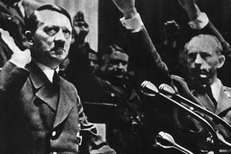 Adolf Hitler erklärt den USA 1941 im Berliner Reichstag den Krieg (Archivbild): Der Diktator verband mit Amerika nicht nur Hass, sondern auch Bewunderung.