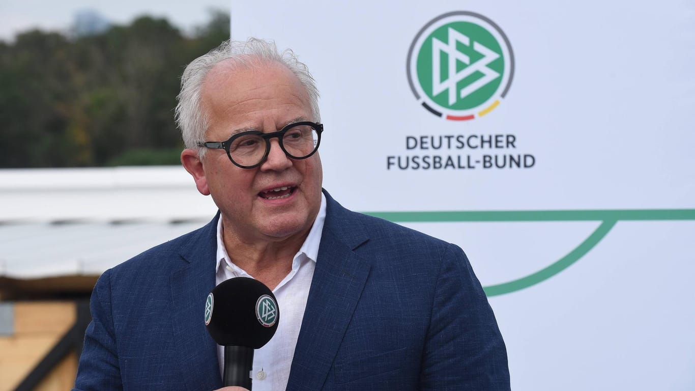 Fritz Keller: Der DFB-Präsident wird gemeinsam mit der Generalsekretärin Heike Ullrich am Abend die Partien auslosen.
