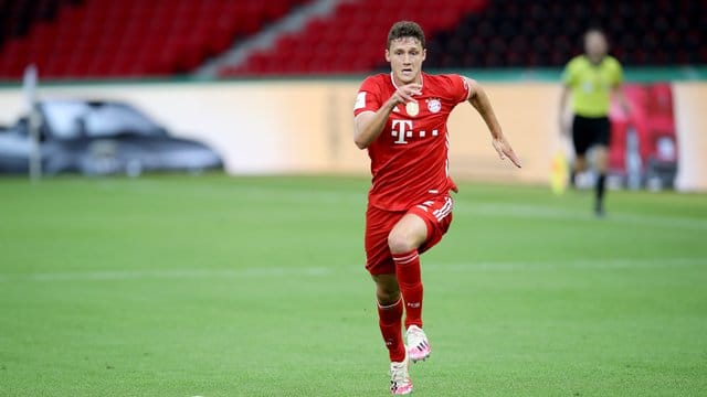 Benjamin Pavard hat sich beim FC Bayern auf der rechten Abwehrseite festgespielt.