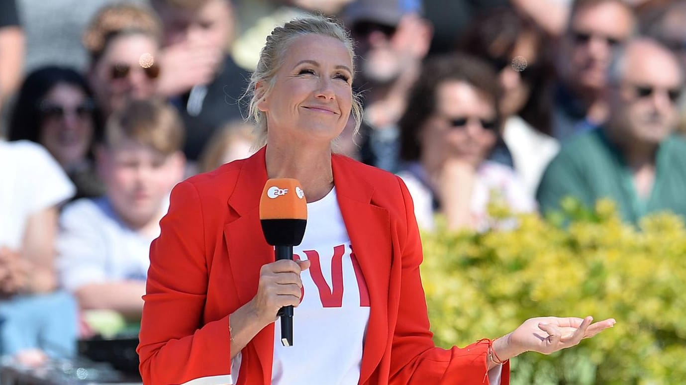 Andrea Kiewel: Seit 2000 moderiert sie den "Fernsehgarten".