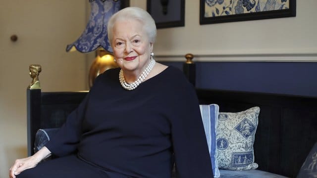 Olivia de Havilland 2016 in Paris.