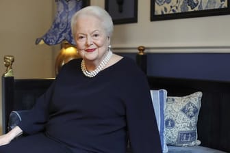 Olivia de Havilland 2016 in Paris.