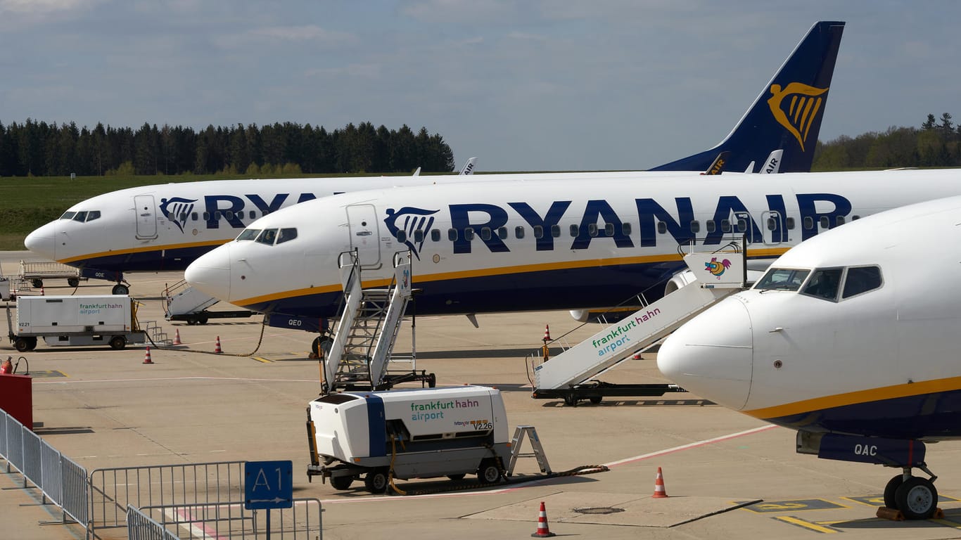 Ryanair-Maschinen am Flughafen Hahn: Der irische Billigflieger gerät wegen Corona in die Verlustzone.