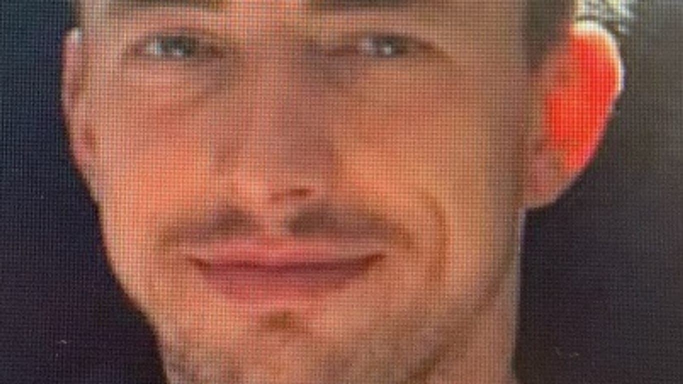 Die Polizei in Bayern sucht den 29-jährigen Patrick Mößle; er soll zurück in ärztliche Behandlung.