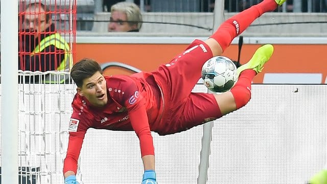 Will fest zum VfB Stuttgart wechseln: Torhüter Gregor Kobel.