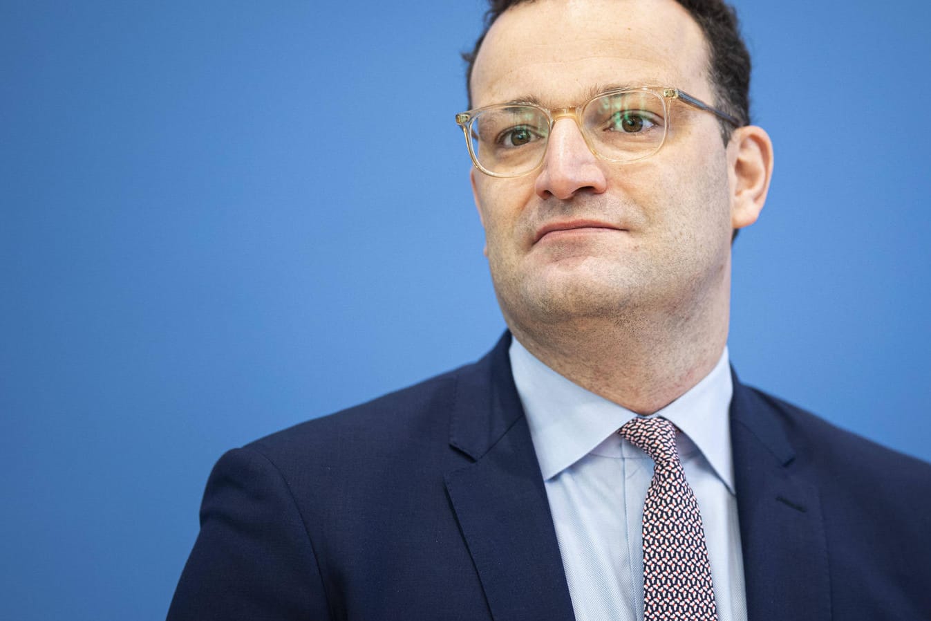 Jens Spahn: Der Bundesgesundheitsminister will die Testpflicht für Rückkehrer aus Risikogebieten.