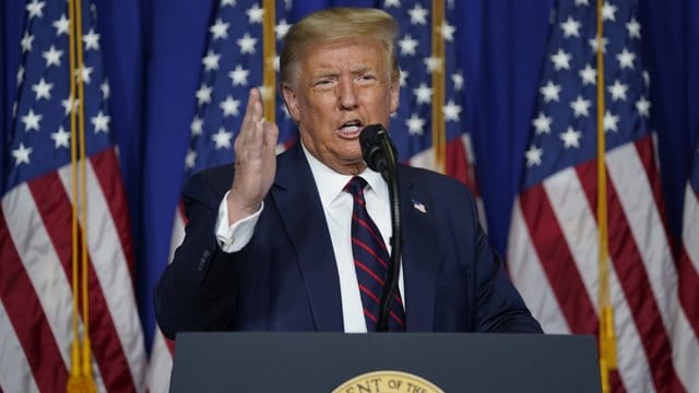 Donald Trump will einen Ex-Offizier als US-Botschafter nach Berlin schicken. Donald Trump will einen Ex-Offizier als US-Botschafter nach Berlin schicken.