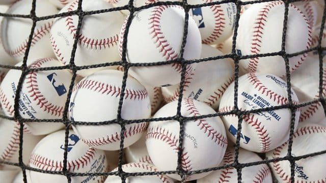 Unter Spielern, Managern und in US-Medien mehrt sich die Kritik an der Major League Baseball nach dem Corona-Ausbruch bei den Miami Marlins. Unter Spielern, Managern und in US-Medien mehrt sich die Kritik an der Major League Baseball nach dem Corona-Ausbruch bei den Miami Marlins.