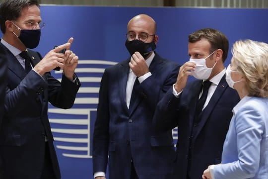 Die EU-Staaten hatten sich erst vorige Woche im Kampf gegen die Corona-Wirtschaftskrise auf das größte Haushalts- und Finanzpaket ihrer Geschichte geeinigt.
