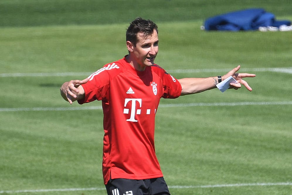 Miroslav Klose: Der WM-Rekordtorschütze hatte am Dienstag seinen ersten Arbeitstag als Bayerns Co-Trainer.