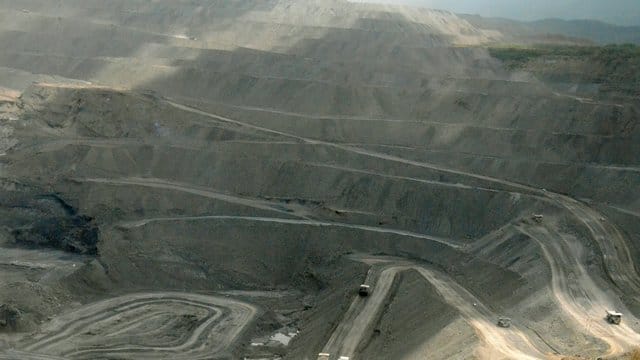 Blick über den riesigen Tagebau Cerrejon in Kolumbien.