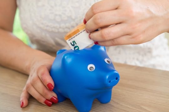 Wer regelmäßig spart, kann die Rate reduzieren. Wer regelmäßig spart, kann die Rate reduzieren.