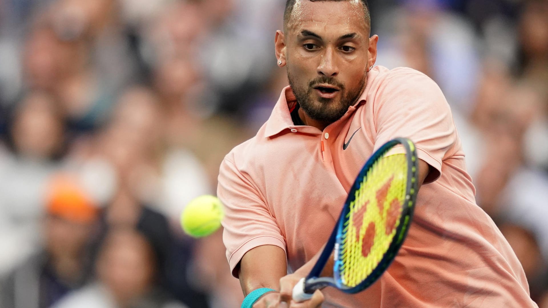 Tennisprofi Nick Kyrgios schimpft weiter über die Leichtfertigkeit seiner Kollegen.