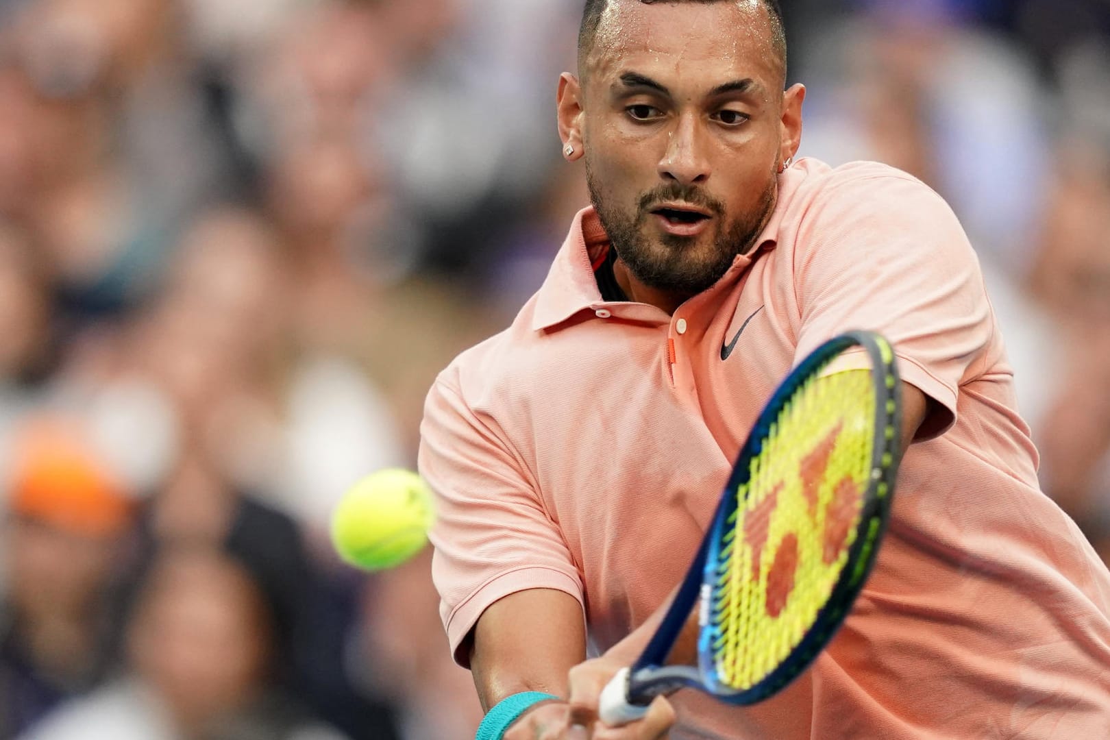 Tennisprofi Nick Kyrgios schimpft weiter über die Leichtfertigkeit seiner Kollegen.