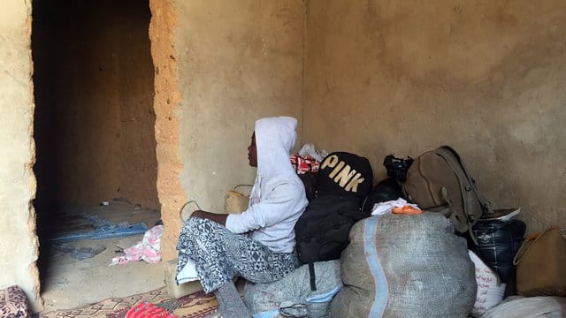 Laut einem UNHCR-Bericht kommen Flüchtlinge innerhalb Afrikas zu Tausenden um. Laut einem UNHCR-Bericht kommen Flüchtlinge innerhalb Afrikas zu Tausenden um.