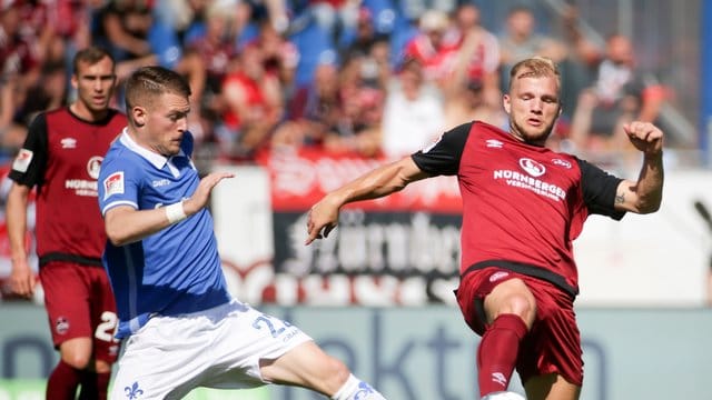 Konnte sich bei Darmstadt 98 nicht durchsetzen: Ognjen Ozegovic (l). Konnte sich bei Darmstadt 98 nicht durchsetzen: Ognjen Ozegovic (l).