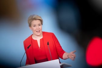 Jugendministerin Franziska Giffey (SPD) setzt sich für mehr politische Partizipation ein.