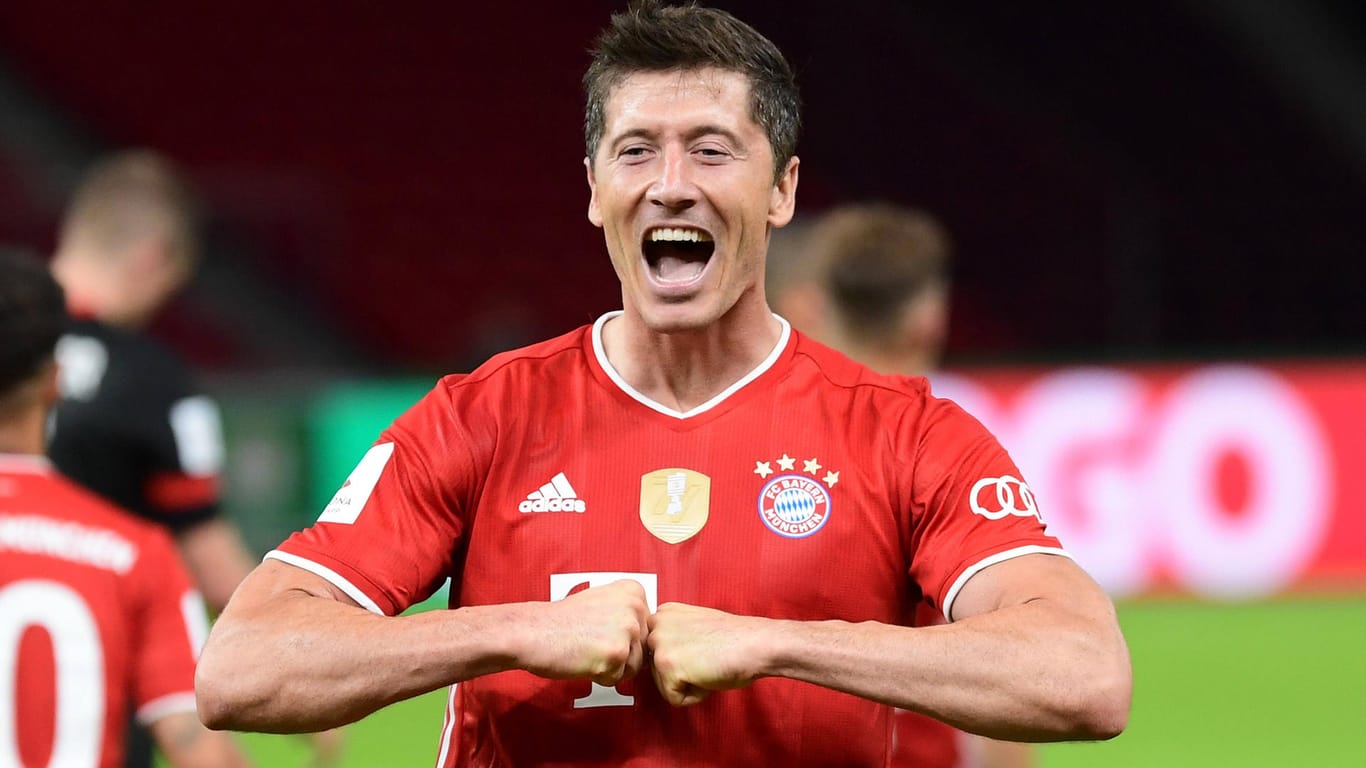 Robert Lewandowski: Der Bayern-Star kann noch auf die Wahl zum Weltfußballer in diesem Jahr hoffen.