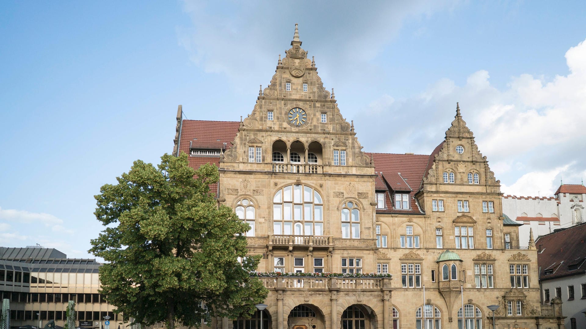 Das Alte Rathaus in Bielefeld: Termine werden dort nun kaum noch benötigt. Das Alte Rathaus in Bielefeld: Termine werden dort nun kaum noch benötigt.