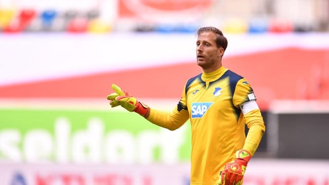 Torhüter Oliver Baumann bleibt in Hoffenheim.