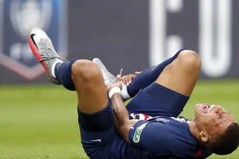 Muss gegen Bergamo wohl passen: PSG-Star Kylian Mbappé.