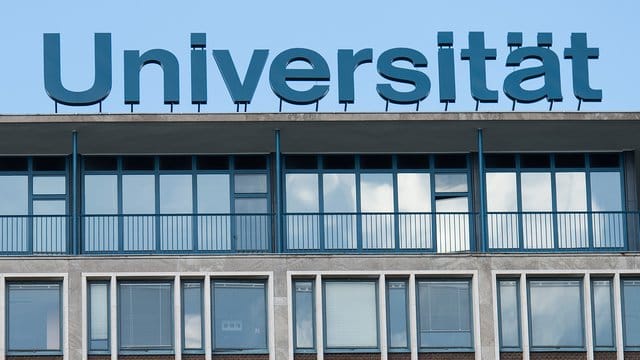 Die Corona-Krise sorgt bei vielen Studierenden für finanzielle Not. Die Corona-Krise sorgt bei vielen Studierenden für finanzielle Not.