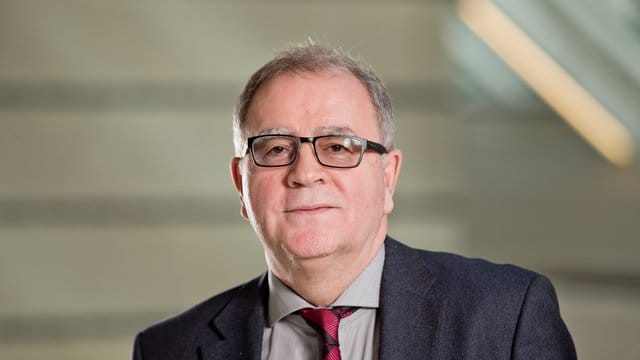 Übt heftige Kritik an den DFL-Plänen zur Fan-Rückkehr: Fritz Sörgel. Übt heftige Kritik an den DFL-Plänen zur Fan-Rückkehr: Fritz Sörgel.