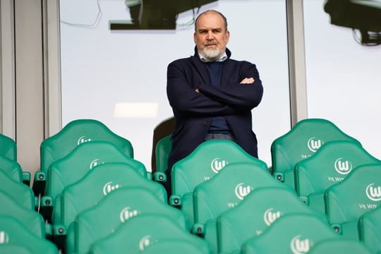 "Ungünstiger Zeitpunkt" für eine Diskussion um die Fan-Rückkehr, findet Jörg Schmadtke, Geschäftsführer Sport beim VfL Wolfsburg.
