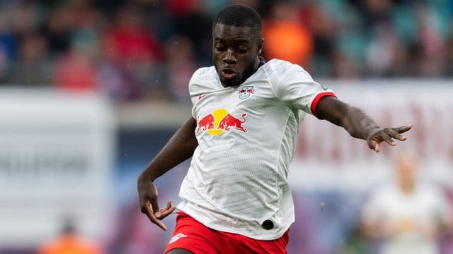 Hat bei RB Leipzig bis 2023 verlängert: Dayot Upamecano. Hat bei RB Leipzig bis 2023 verlängert: Dayot Upamecano.