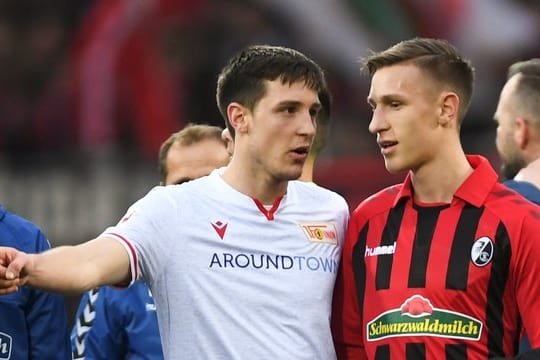 Tauschen die Trikots: Nico Schlotterbeck (r) und Bruder Keven.