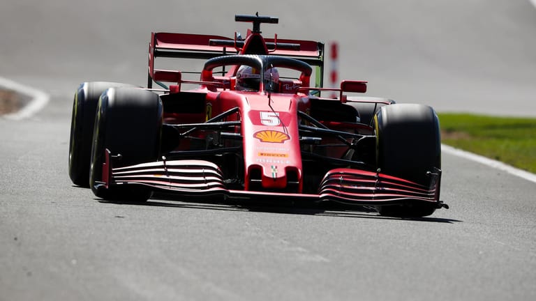 Vettel auf der Strecke in Silverstone: Es läuft weiter nicht bei Ferrari.