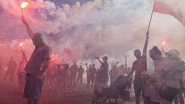 Polen erinnert an den Warschauer Aufstand gegen die deutsche Besatzungsmacht vor 76 Jahren. Polen erinnert an den Warschauer Aufstand gegen die deutsche Besatzungsmacht vor 76 Jahren.