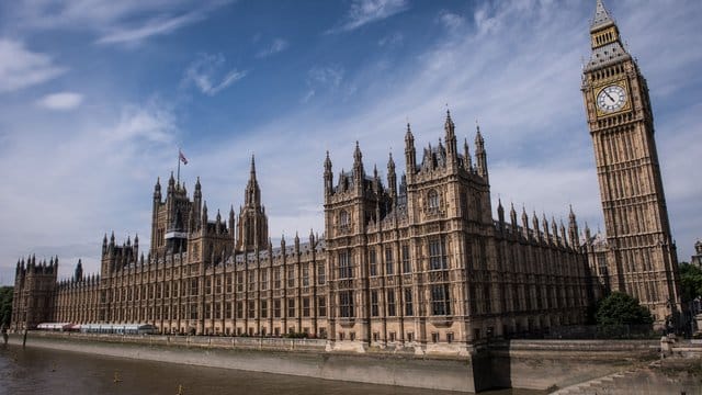 Der Westminster-Palast, Sitz des britischen Parlaments.