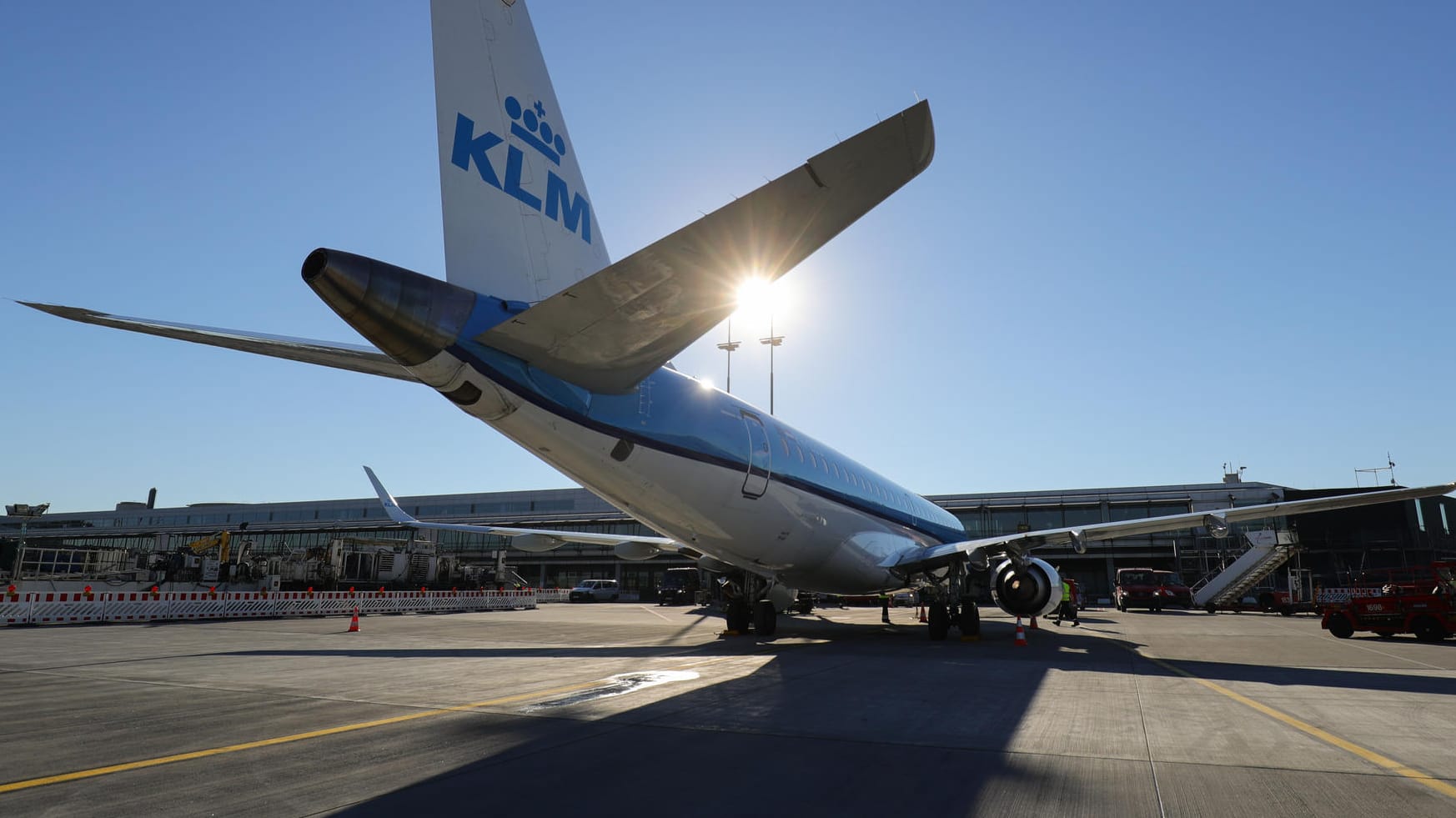 Eine Maschine der niederländischen Fluggesellschaft KLM: Bei einem Flug von Amsterdam nach Ibiza kam es an Bord zu Tumulten.