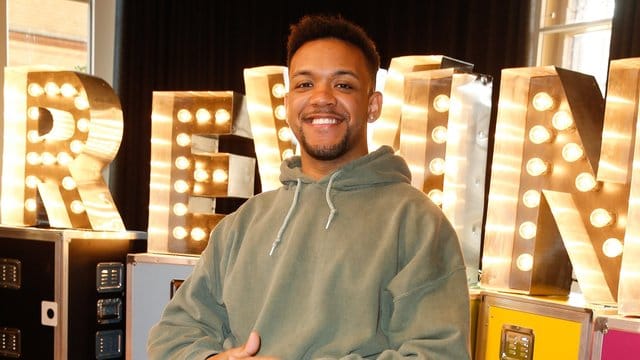 Leeroy Matata (Leeroy will’s wissen!) als Gast bei dem Screening des "YouTube Rewind" im YouTube Space. Leeroy Matata (Leeroy will’s wissen!) als Gast bei dem Screening des "YouTube Rewind" im YouTube Space.