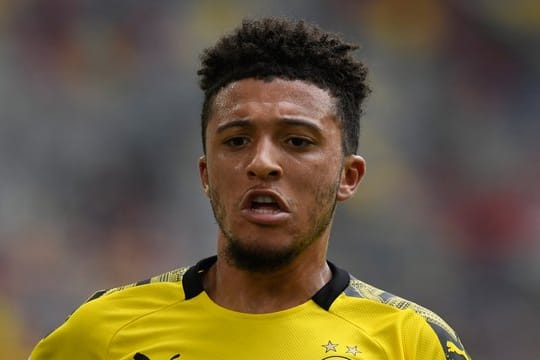Der mögliche Transfer von Jadon Sancho zu Manchester United bleibt für Borussia Dortmund ein Dauerthema.
