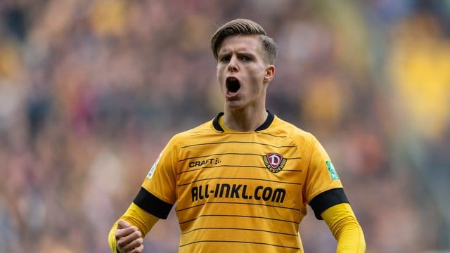 Dženis Burnić war zuletzt seit Januar 2019 auf Leihbasis für Dynamo Dresden aktiv. Dženis Burnić war zuletzt seit Januar 2019 auf Leihbasis für Dynamo Dresden aktiv.