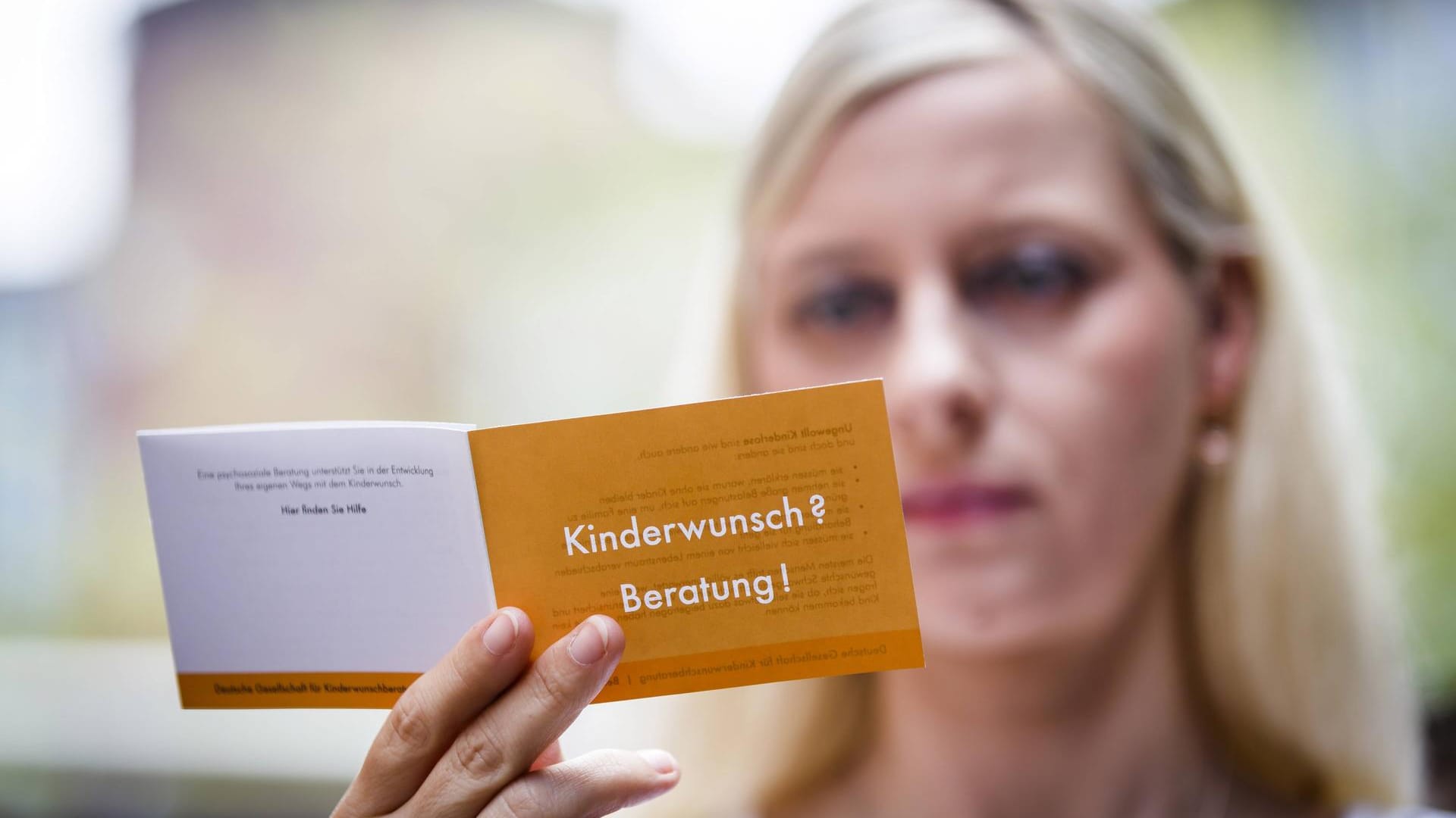 Kinderwunsch: Es gibt viele Methoden der künstlichen Befruchtung – doch alle sind teuer. (Symbolbild)